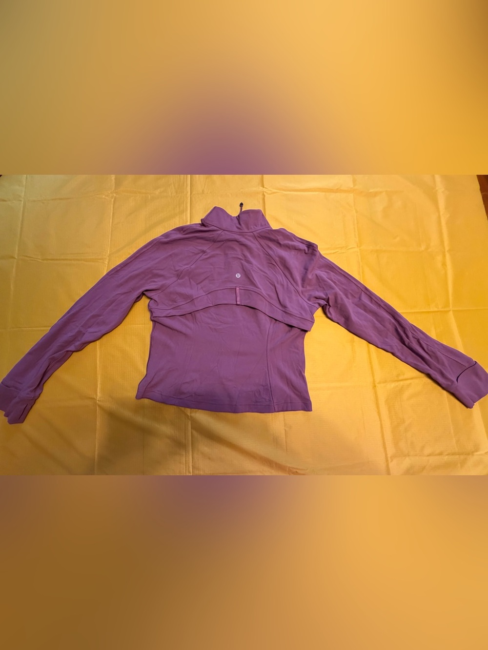 Lululemon Define Cropped
Jacket Nulu Size 12 Grape Thistle.(Excellent condition)